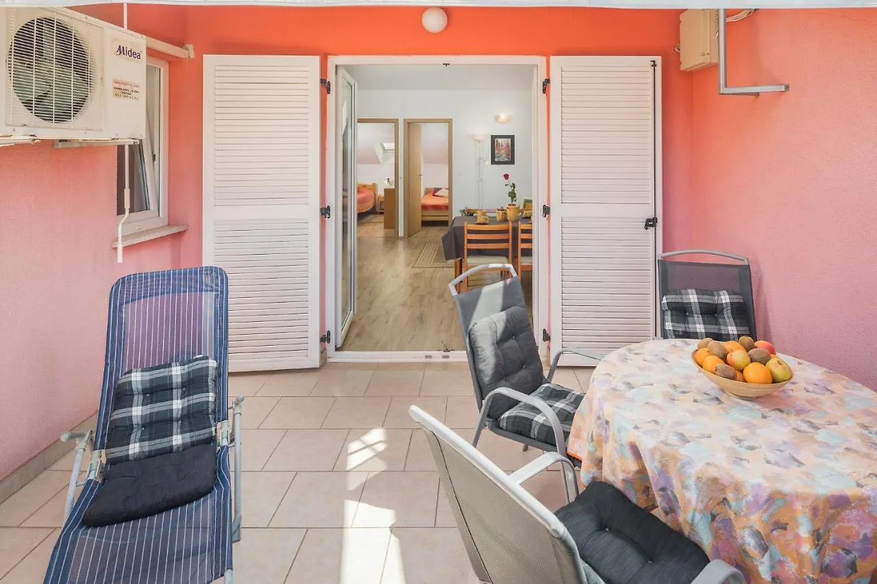 Ferienwohnung Sea Star with Stunning Sea View Poreč