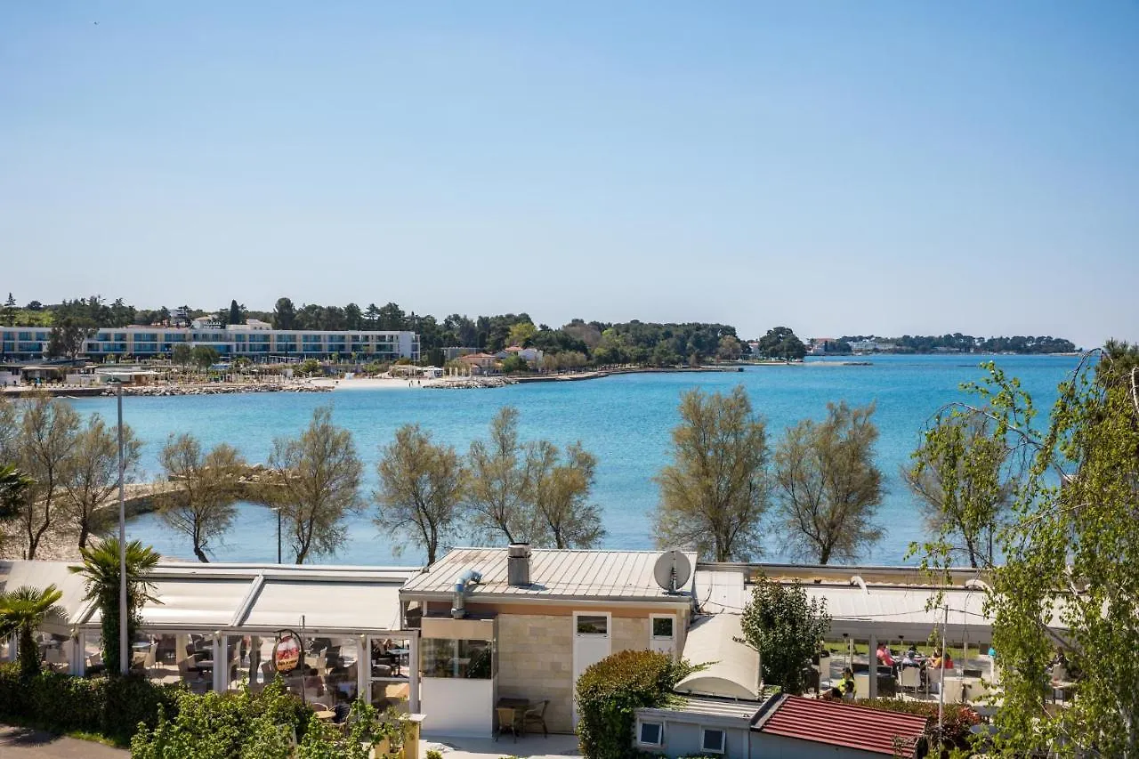 Ferienwohnung Sea Star with Stunning Sea View Poreč Apartment